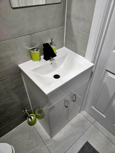 Denfi Studio Apartment 3
