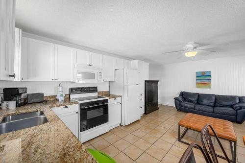 Sea View Cottages Unit 3