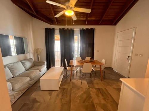 Vittoria's House 402 Vittoria's House 402