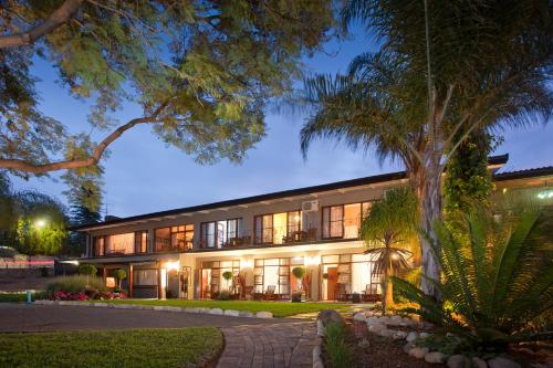 Instalaciones, Miles Bed and Breakfast Pensión (Miles Bed and Breakfast Guest House) in Oudtshoorn