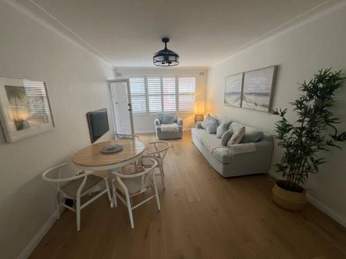 Sunny boutique apartment in Drummoyne