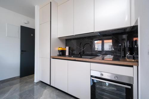 One-Bedroom Apartment with Balcony image 6