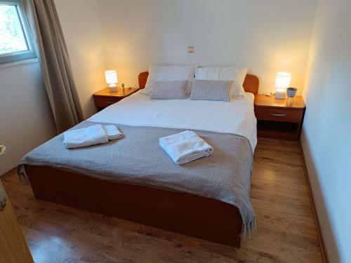 Two-Bedroom Apartment with Terrace and Sea View image 6