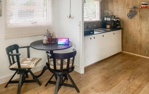  Pet Friendly Stacaravan in Hattemerbroek