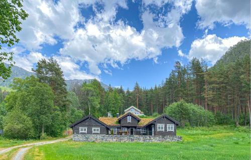 . Feriehus-Bjørkedal