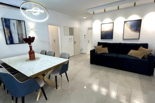 Dotări, Gabriel Apartments - Brand Designed Apt in Bayit Vegan 5min to SHAAREI ZEDEK HOSPITAL in West Mountainside