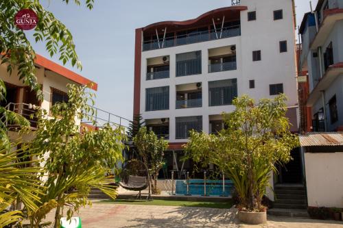 숙소 외관, Hotel Gunja in 자낙푸르