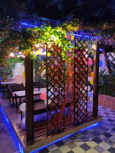 전망, Hotel Gunja in 자낙푸르