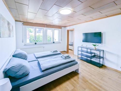 ALFA Stuttgart 3 Zimmer 6 Betten Apartment Zuffenhausen Porsche Bosch BZ WLAN EBK WM, Štutgart (fotografie 7)