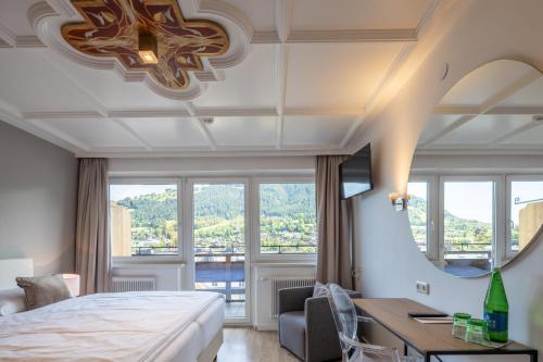 Q! Hotel Maria Theresia - main image