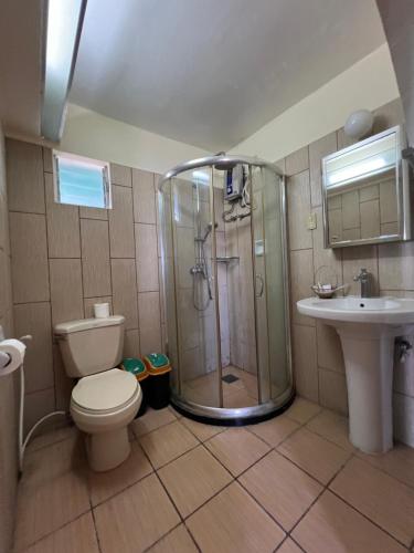Shower, Bamboo Paradise Beach Resort in Argao