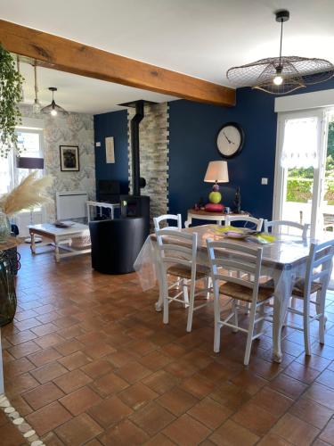 La cle des champs in Acheux-En-Vimeu