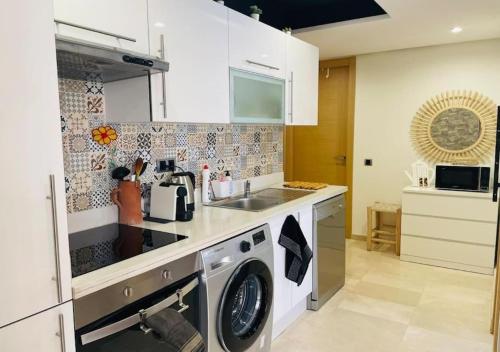 Kitchen, Bel Appartement Cosy dans le centre de Casablanca in Sour Jdid