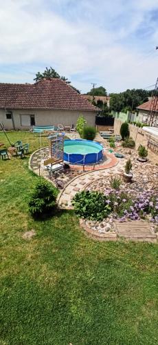 Zwembad, An-Du resort Stara Moravica in Pačir