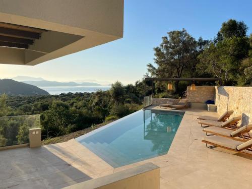 Villa Eptanisa – khách sạn tại Sivota