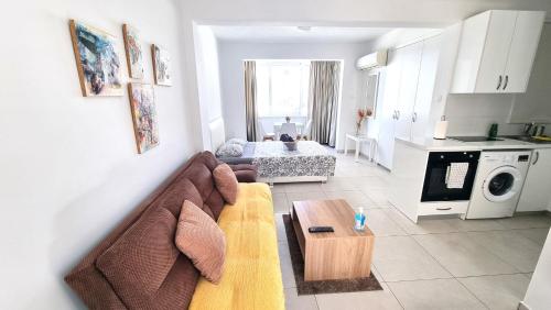 Stylish Studio - 2 Minutes from Kastella Beach, Larnaca (foto 6)