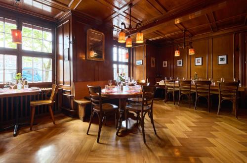 Restaurant, Hotel Limmathof in Ruschlikon
