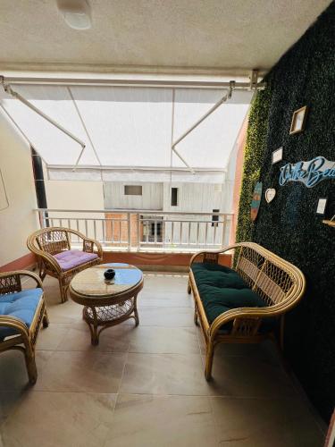 beranda/teres, Luxury apartment 'On The Beach' in Makarska