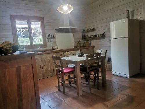Maison chaleureuse en Ariège (Maison chaleureuse en Ariege) in Roquefixade