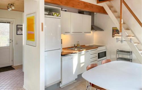 Kitchen, One-Bedroom Holiday Home In Kalundborg in Kalundborg
