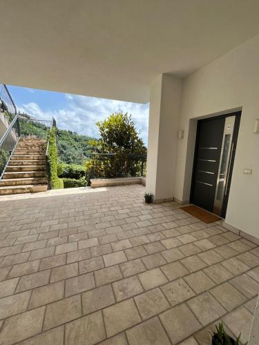 Apartment with view in Tirana in ไดย์ทิต