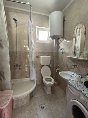 Two-Bedroom Suite image 10