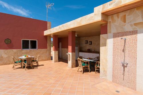 Villa Los Azules with pool and jacuzzi