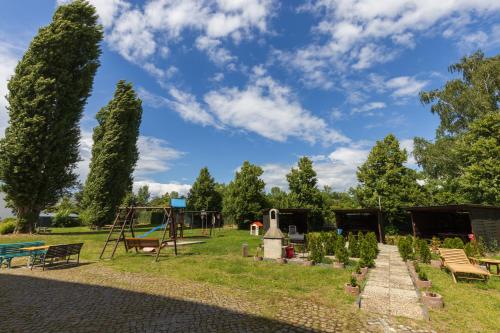 Surrounding environment, Motel Home Wittenau in Reinickendorf