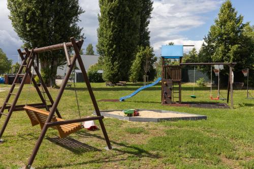 Surrounding environment, Motel Home Wittenau in Reinickendorf