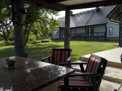 Saadumäe Holiday House (Saadumae Holiday House) in Saaremetsa