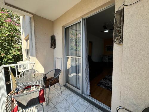 Balcony/terrace, Hospedagem Canal do Bora Viajar in Madureira