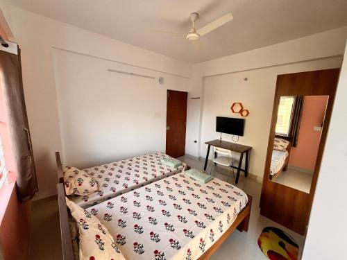 Hues Stay Luxury Rooms - Bangalore