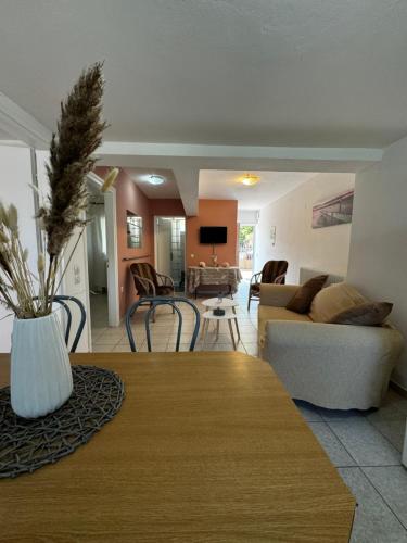 Raches Prime Apartments in 라카이