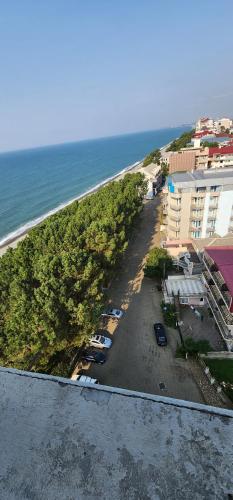 Отдельная квартира на 1 линии к морю, Kobuleti