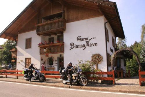 Garni Biancaneve Ruffrè-Mendola