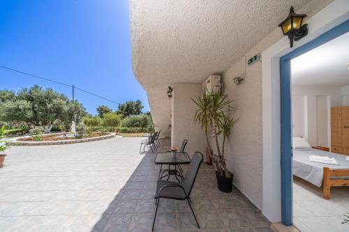 Dotări, Fiore Di Mare Studios in Lassi