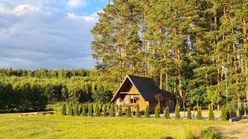 Agroturystyka Leśny Zakątek z Jacuzzi (Agroturystyka Lesny Zakatek z Jacuzzi) in Cierplewo