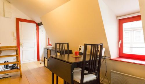 Charming Attic Duplex in the Heart of Strasbourg 5