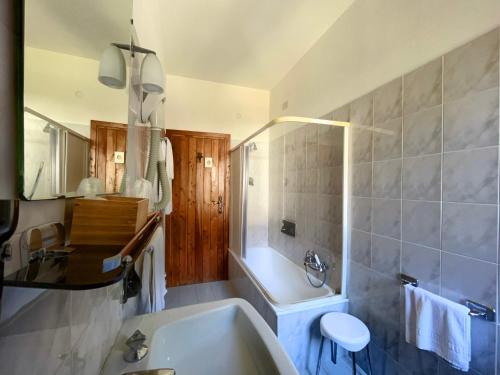 Shower, Hotel Garni Mille Pini in Scanno