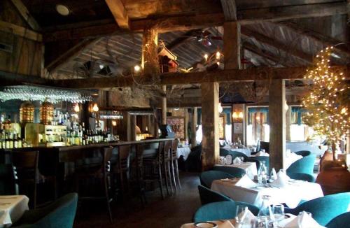 Mario's International Spa, Hotel & Restaurant – Aurora, OH