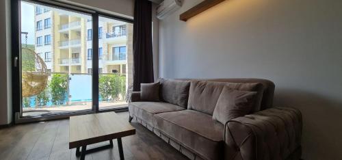 2 bedrooms, 3 beds