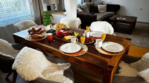 Villa Vital Hegykő (Villa Vital Hegyko) in เฮแดร์วาร์