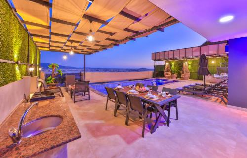 المرافق, Villa Lalezar in أوفا