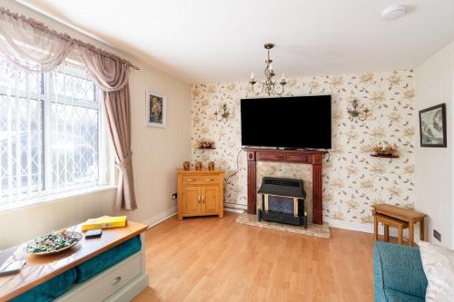 Spacious 5 bedroom, 2 Living Room, Games Room, Wolverhampton (foto 5)