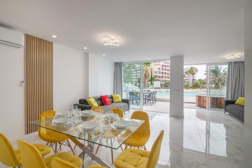 Ponderosa next to the pool apartments with big terraces close to the beach and Siam Park 3
