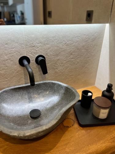 Adam's Luxury Studio