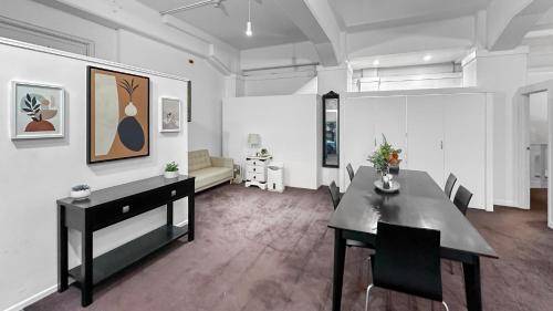 Maison Marvel l Enormous Loft Apt l Heart of City, Auckland (photo 8)