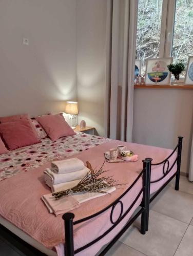 4 twin beds