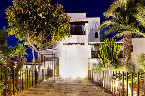 Hotel Boutique Ses Pitreras - 출입구
