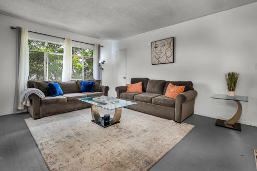 Prime Location 1 Bedroom and Bathroom Retreat in Beverly Hills in Los Angeles, USA